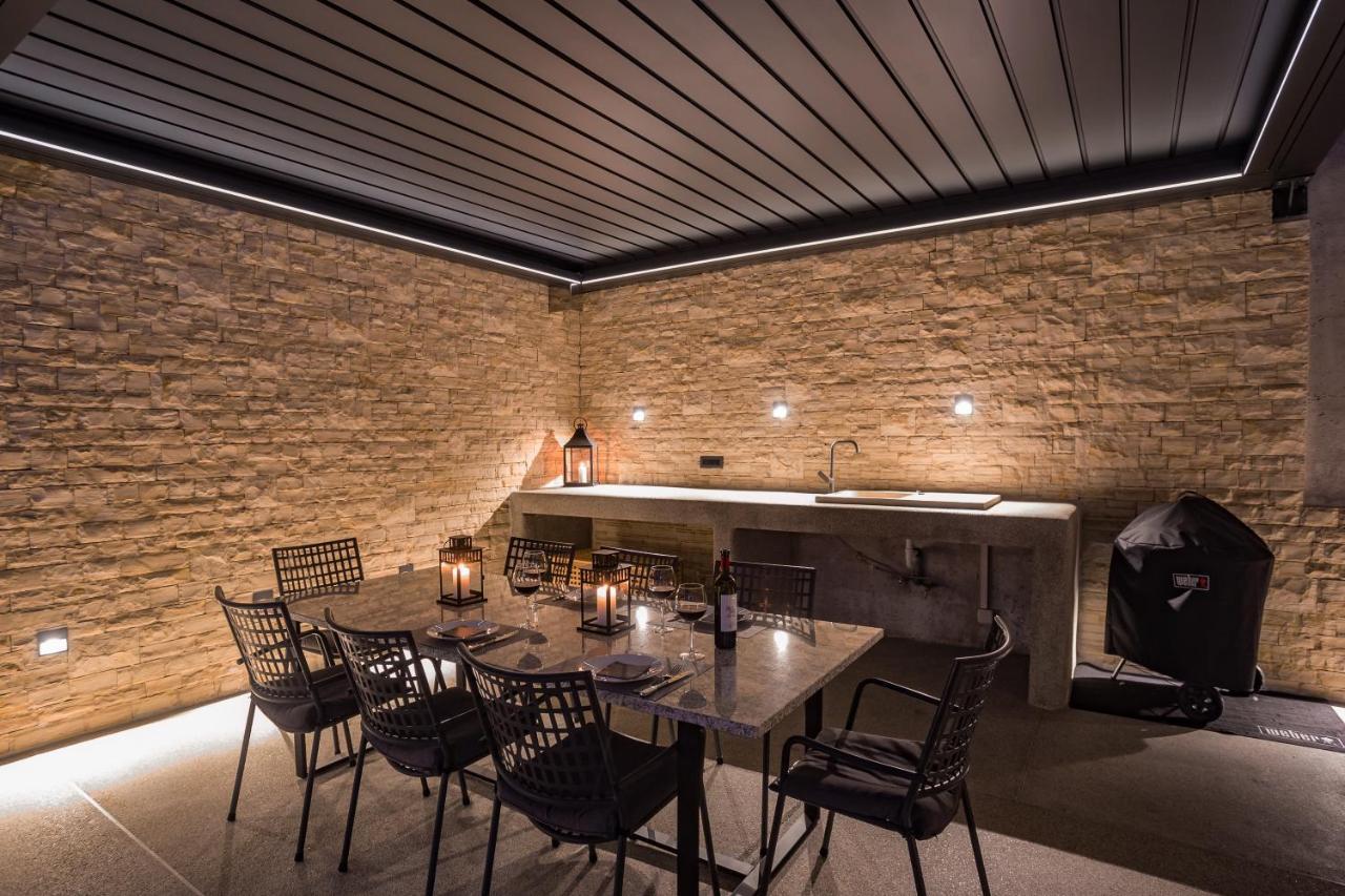 Villa Dispet With Heated Pool, Jacuzzi, Sauna And Cinema سيلينا المظهر الخارجي الصورة