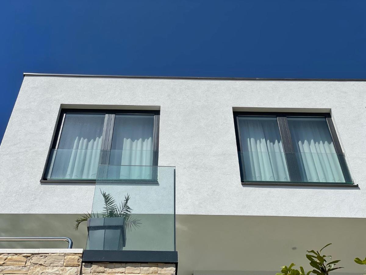 Villa Dispet With Heated Pool, Jacuzzi, Sauna And Cinema سيلينا المظهر الخارجي الصورة